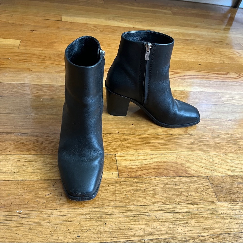 FRYE 6.5M black boots with 3 inch heel